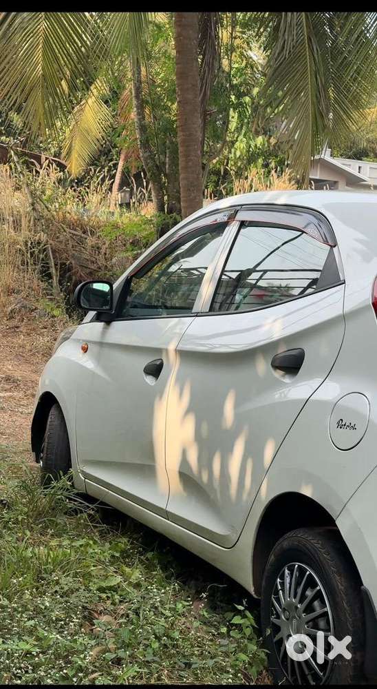 Hyundai Eon 2017 Petrol 56000 Km Driven