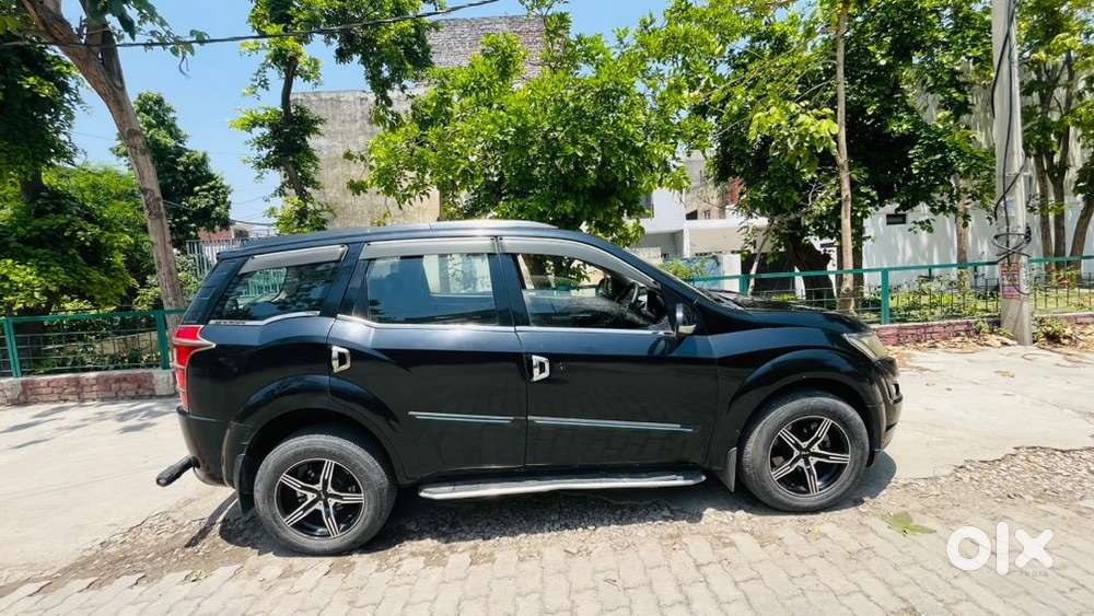 Mahindra Xuv500 2018 Diesel 80912 Km Driven Well Maintained