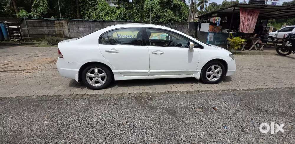 Honda Civic 1.8 V 2011
