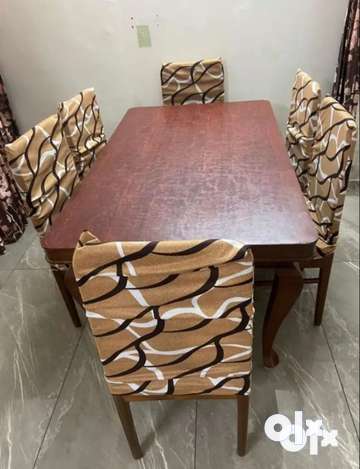 6 seater dining store table olx