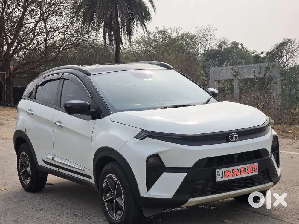 @t Bokaro Nexon Creative Plus Dt 2024 Diesel , Sunroof, Top Model