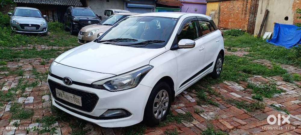 Hyundai I20 Sportz 1.2 Bs-iv, 2015, Petrol