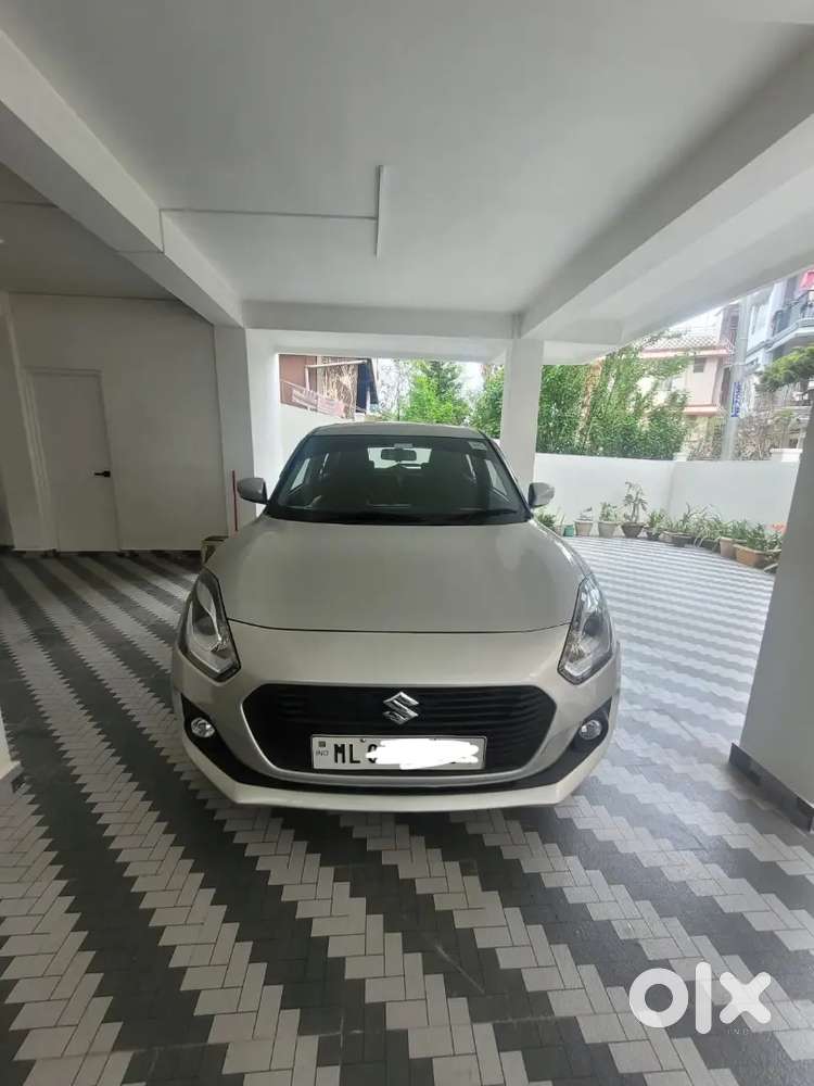 Silver 2018 Maruti Suzuki Swift