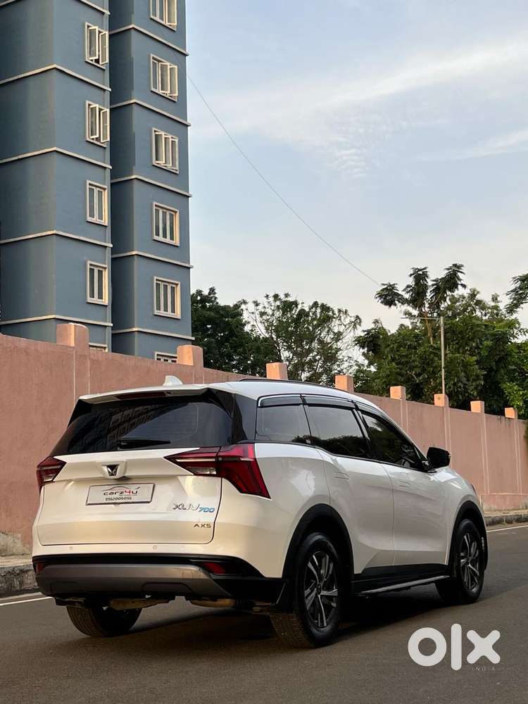 Mahindra Xuv700 2.0 Ax 5 Petrol At Str, 2022, Petrol