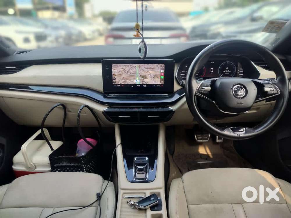 Skoda Octavia 2.0 L K Tsi At, 2022, Petrol