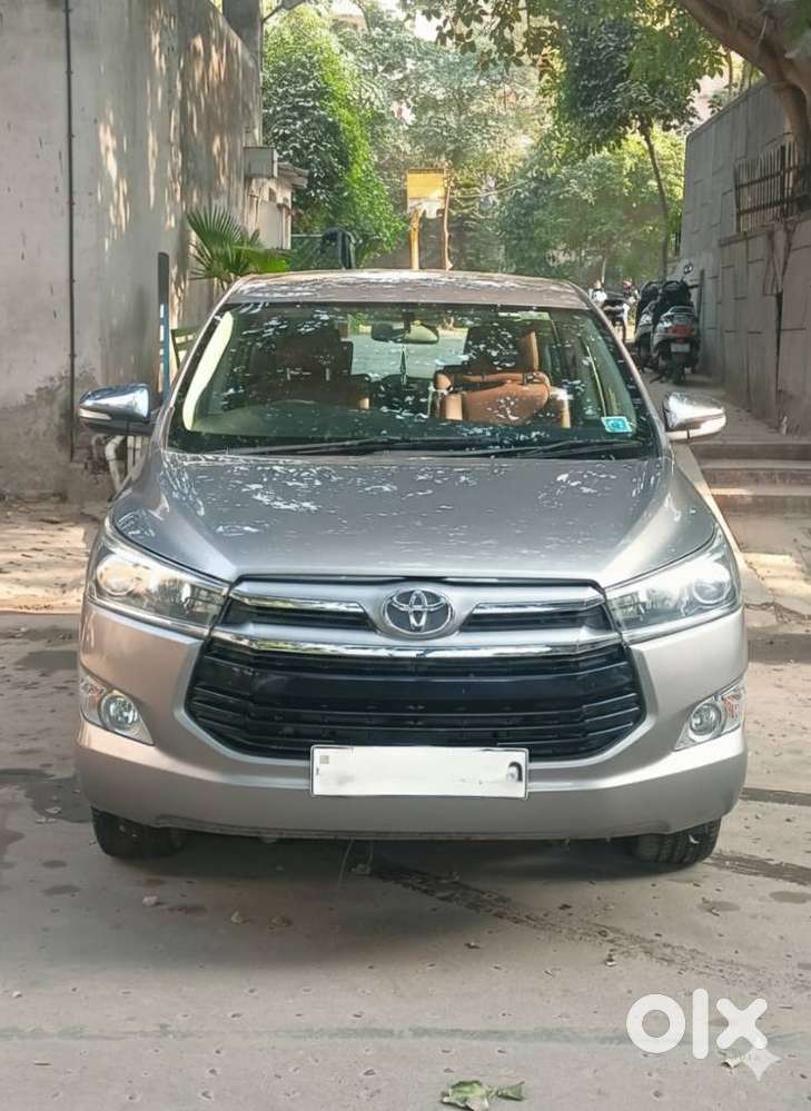 Toyota Innova Crysta 2.7 Zx At, 2016, Petrol