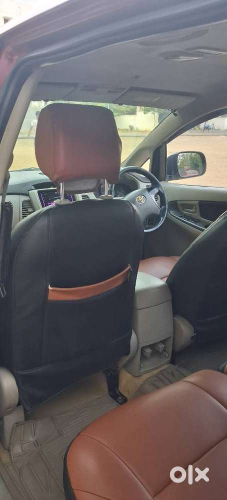 Toyota Innova 2.5 Z Diesel 7 Seater, 2012, Diesel