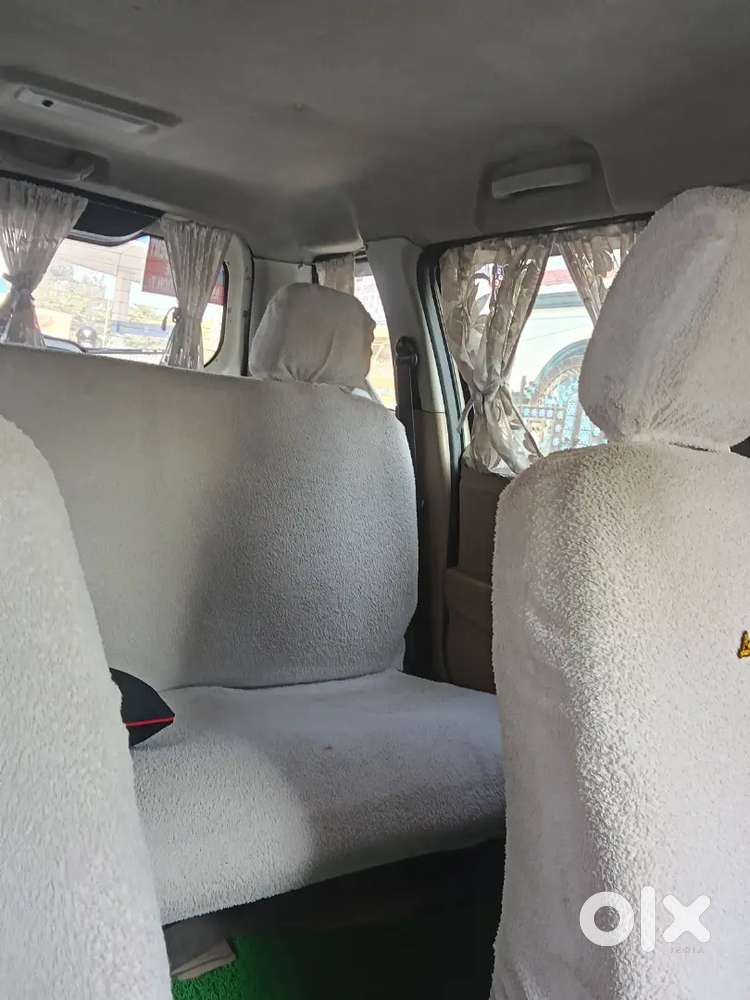 Mahindra Tuv 300 2017