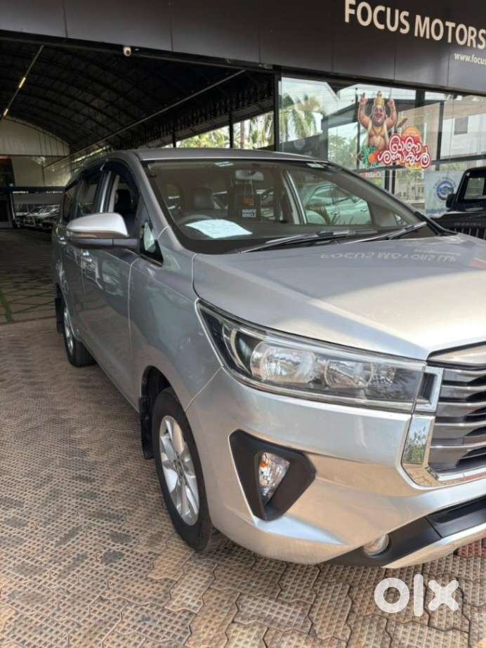 Toyota Innova Crysta 2.4 G Mt, 2017, Diesel