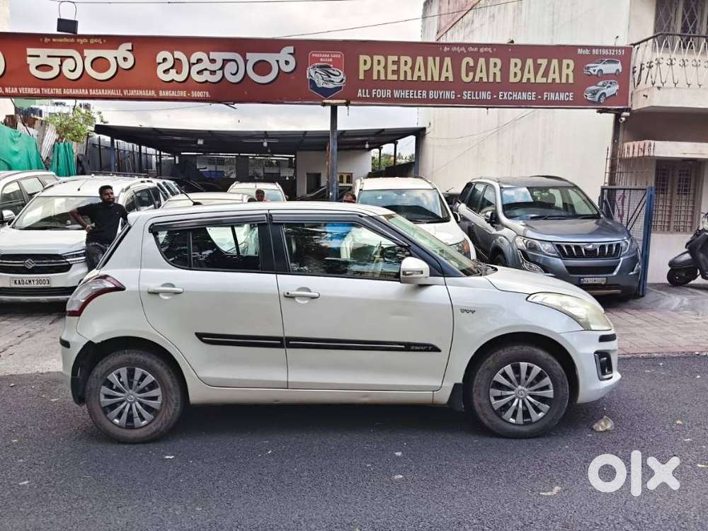 Maruti Suzuki Swift Vxi + Manual, 2015, Petrol