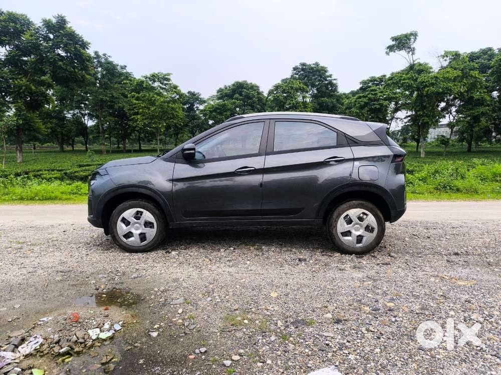 Tata Nexon 1.5 Revotorq Xz Plus, 2025, Petrol