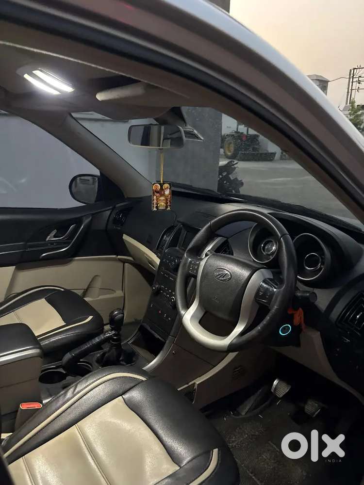 Mahindra Xuv500 2016