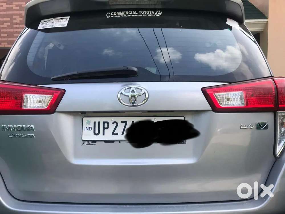 Toyota Innova Crysta 2016 Diesel Well Maintained
