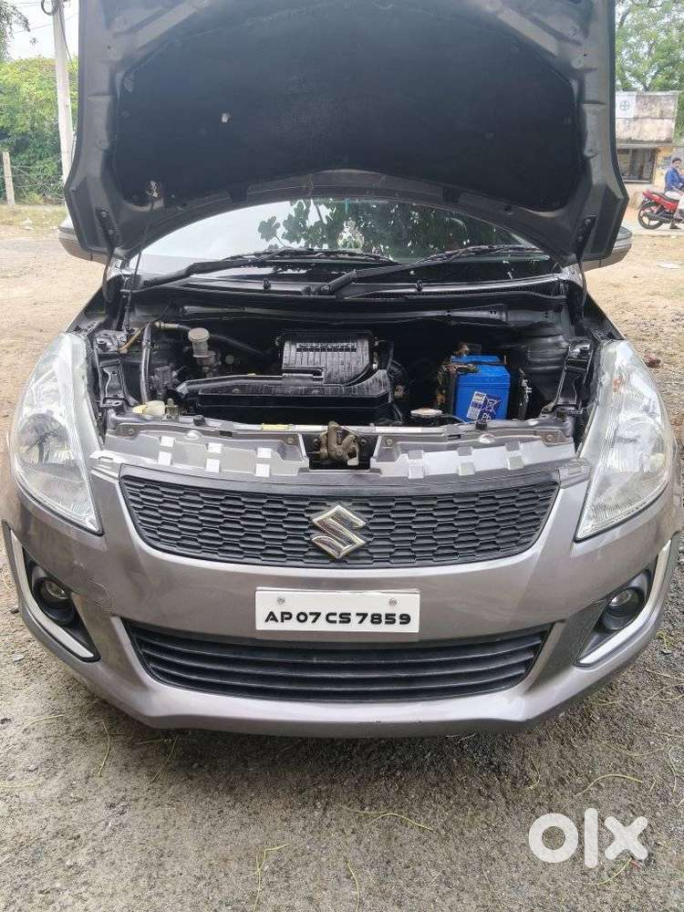 Maruti Suzuki Swift Vxi 1.2 Abs Bs-iv, 2016, Petrol
