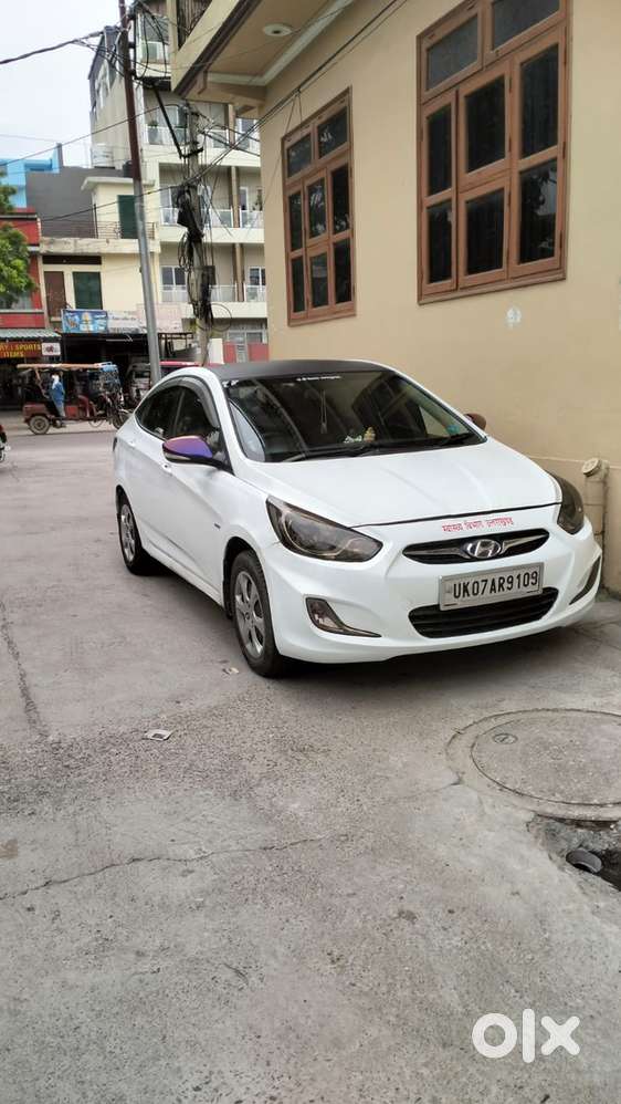 Hyundai Verna Petrol 2012