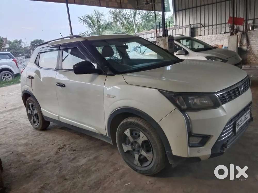 Mahindra Xuv300 1.2 W6 2019