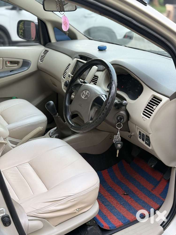 Toyota Innova 2.5 G (diesel) 7 Seater, 2012, Diesel
