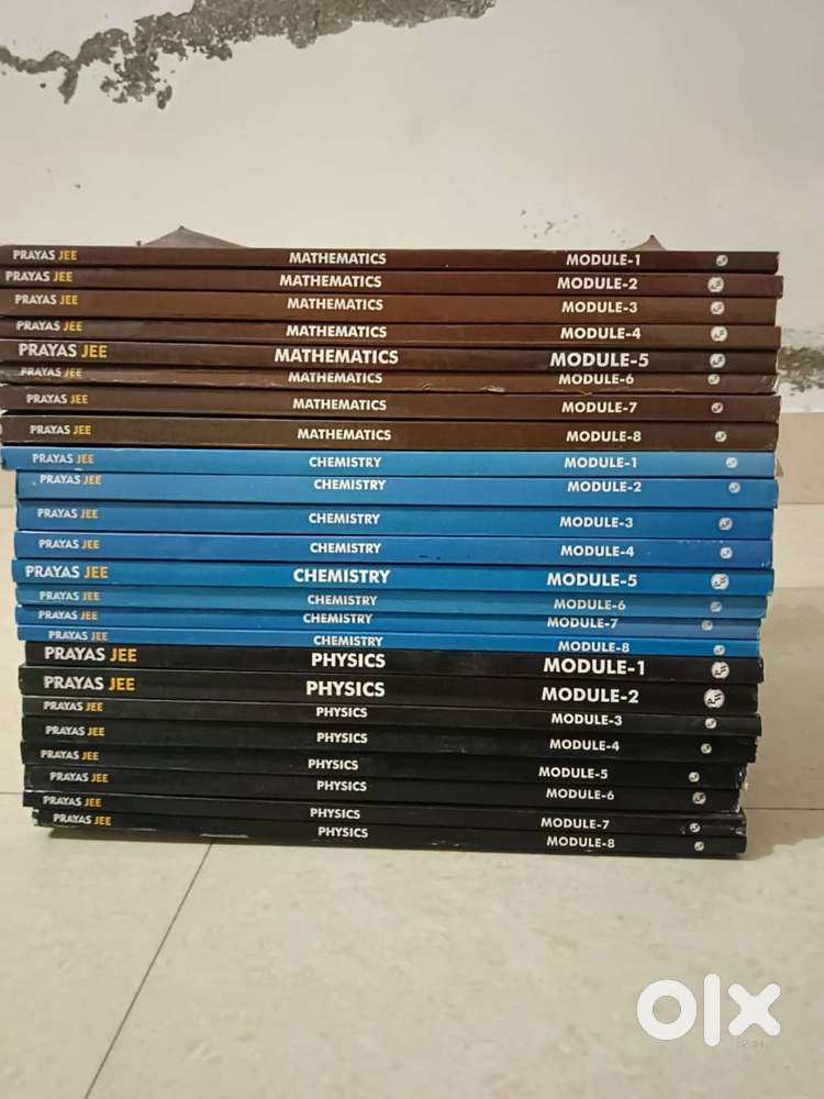 **PW PRAYAS JEE 2026 BOOKS + EXTRA CHEMISTRY BOOK FOR SALE**