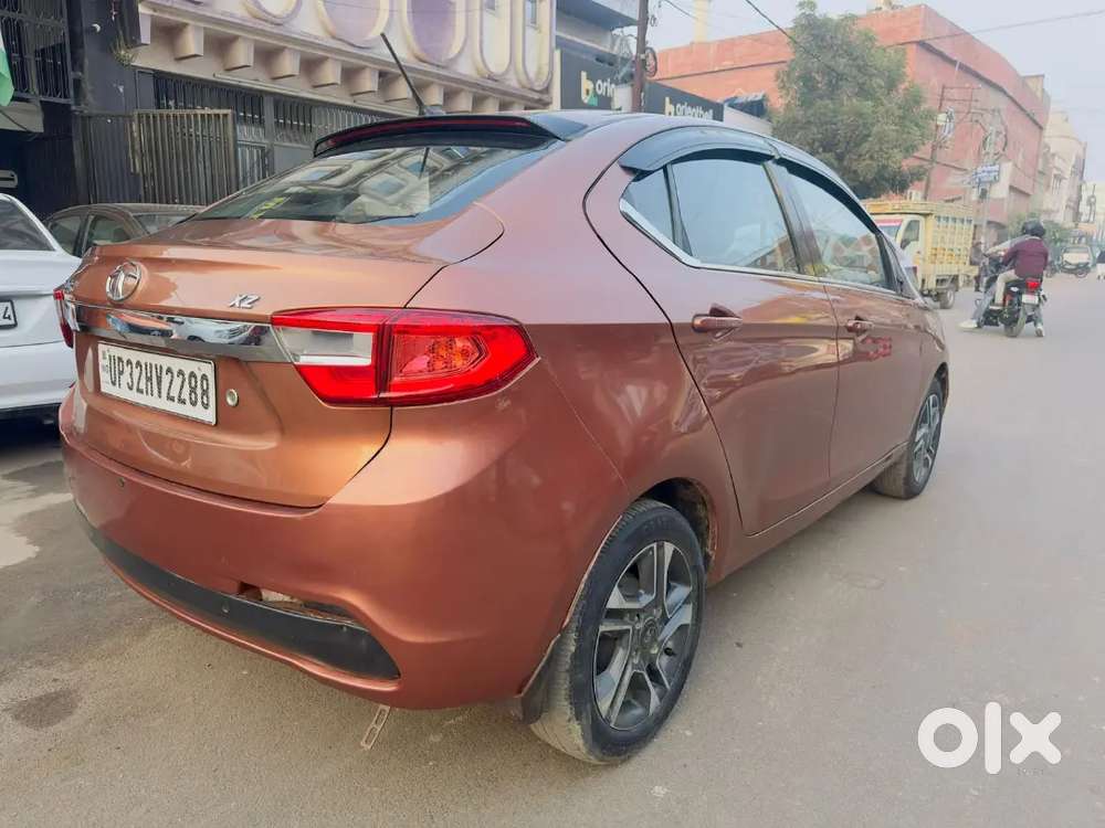 Tata Tigor Petrol 2017 Drive