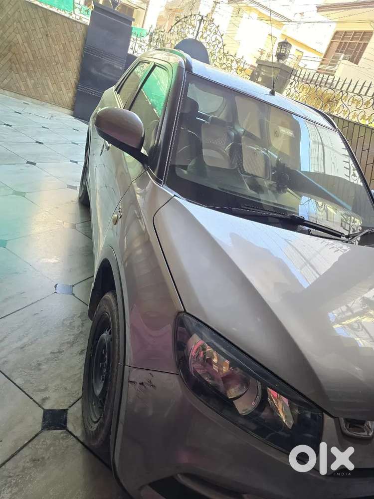 Maruti Suzuki Brezza 2018 Diesel 74500 Km Driven
