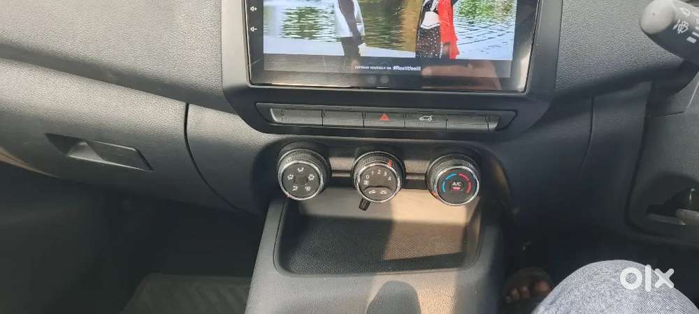 Nissan Magnite 1.0 Xe 2026 Car