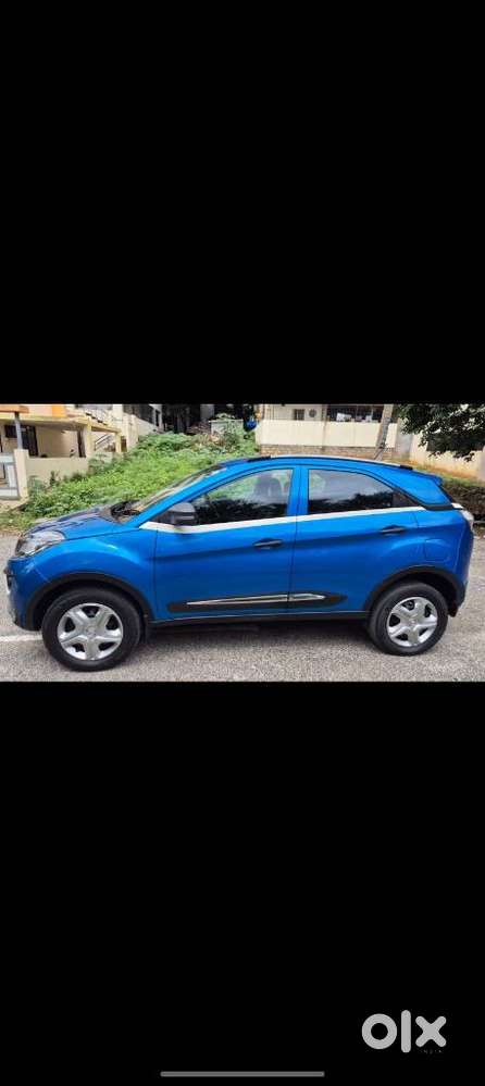 Tata Nexon 1.2 Revotron Xma, 2019, Petrol