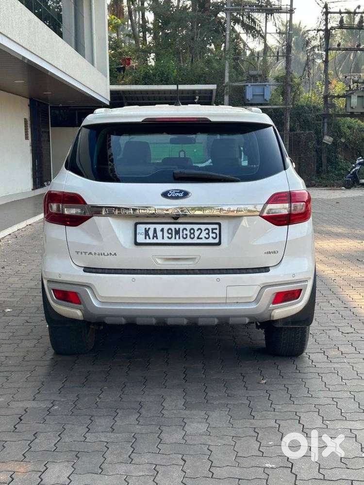 Ford Endeavour 3.2 Titanium At 4x4, 2017, Diesel