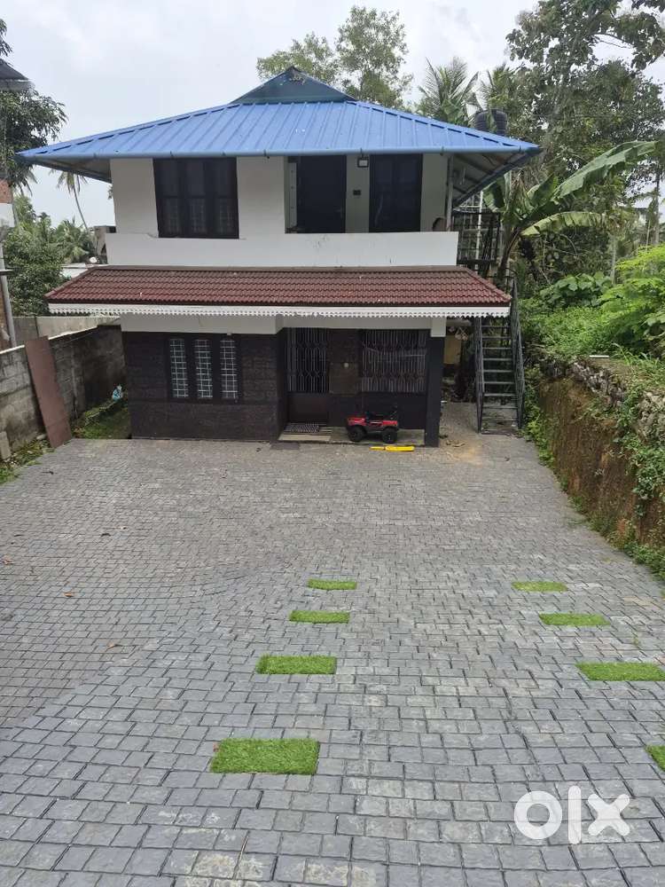 Old house for rent near chanthavila