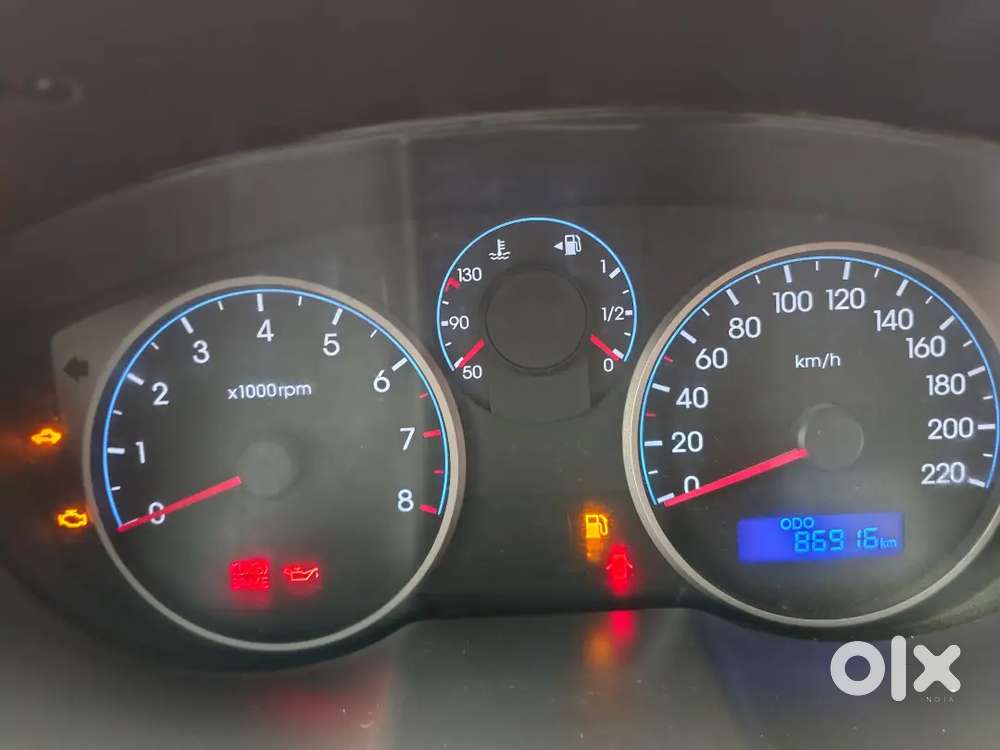 Hyundai I20 Sportz 2010 Model