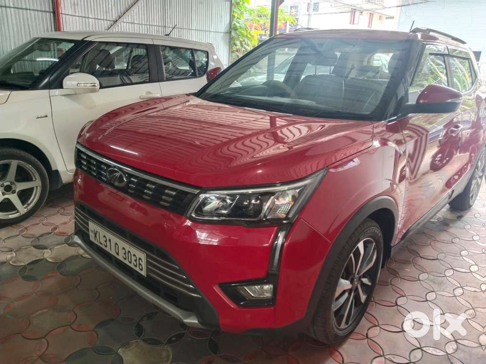 Mahindra Xuv300 W8, 2021, Petrol