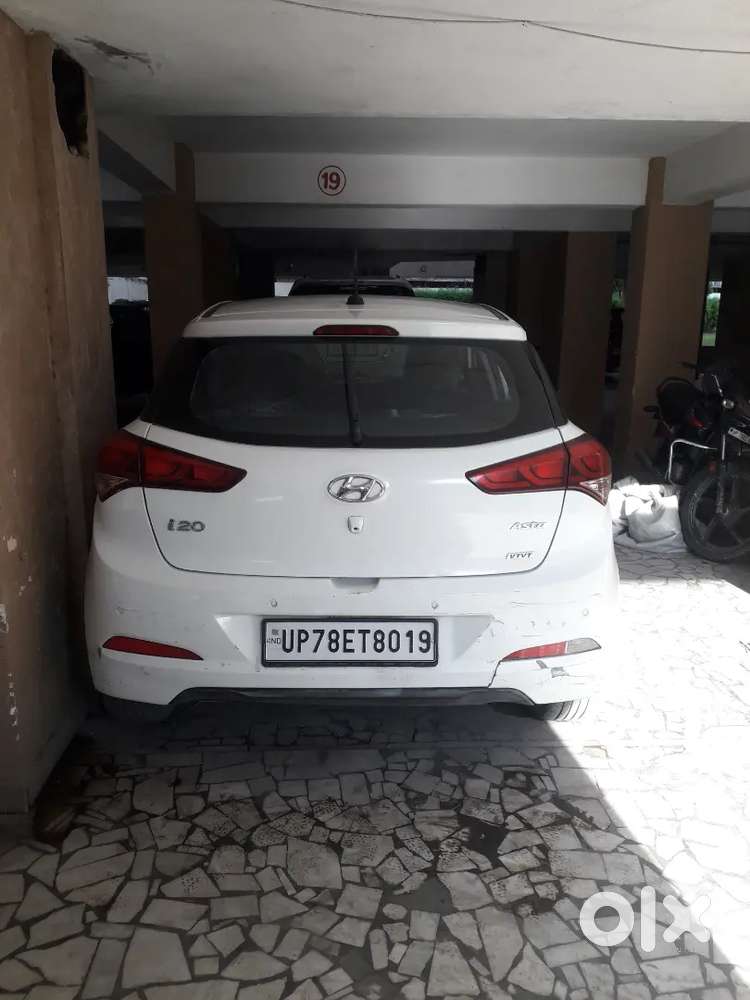 Hyundai I20elite...top Model Asta Optional...2017 April Purchase...