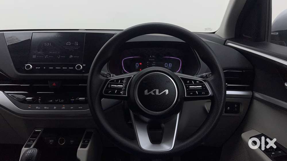 Kia Carens 1.4 Prestige Plus Turbo 7 Str, 2022, Petrol