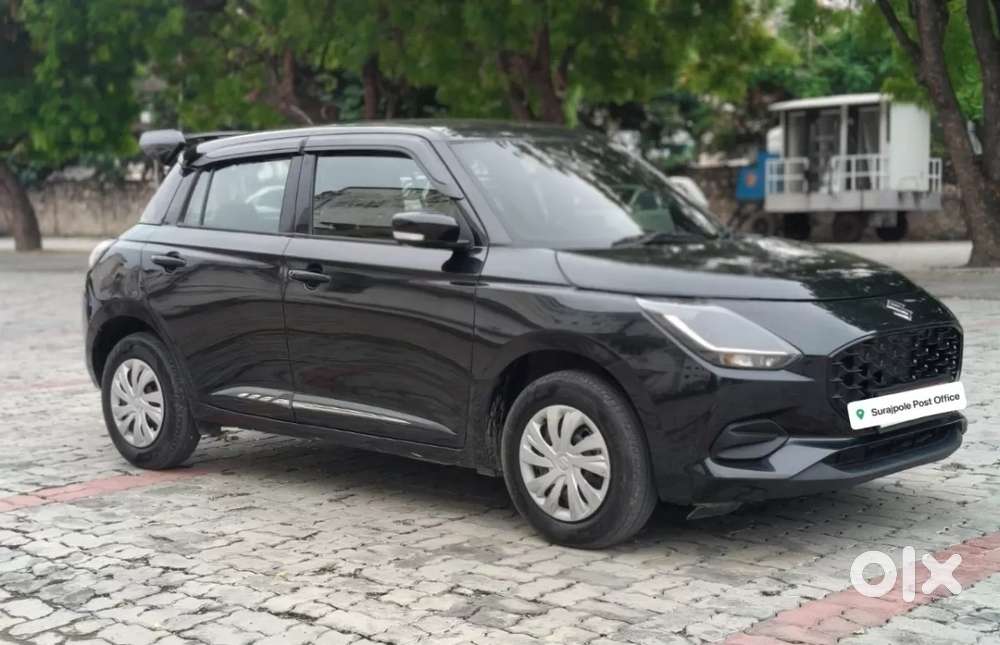 Maruti Suzuki Swift Vxi, 2025, Petrol