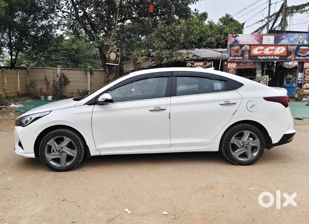 Hyundai Verna 1.5 Sx Petrol Mt, 2021, Petrol