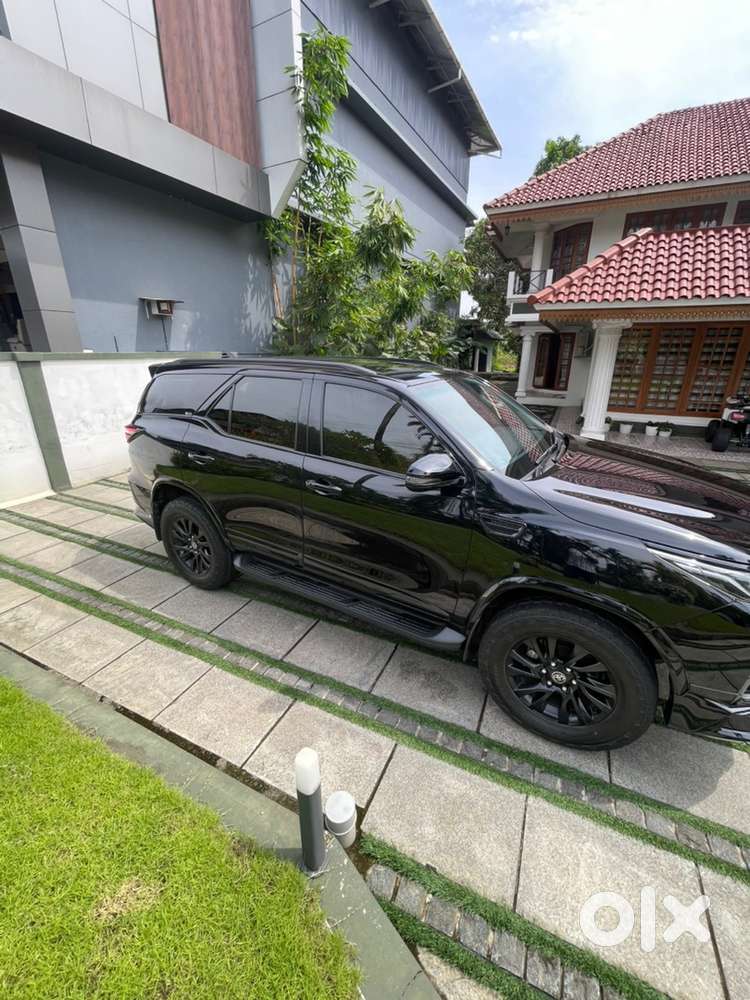 Toyota Fortuner 2025 Diesel Well Maintained