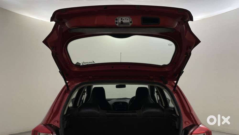 Tata Tiago 1.2 Revotron Xt, 2018, Petrol