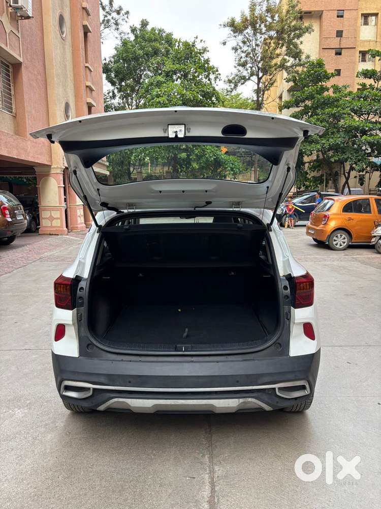 Kia Seltos 1.5 Htx+ Petrol At, 2019, Petrol