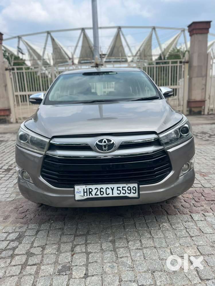 Toyota Innova Crysta 2.8 Z, 2016, Diesel