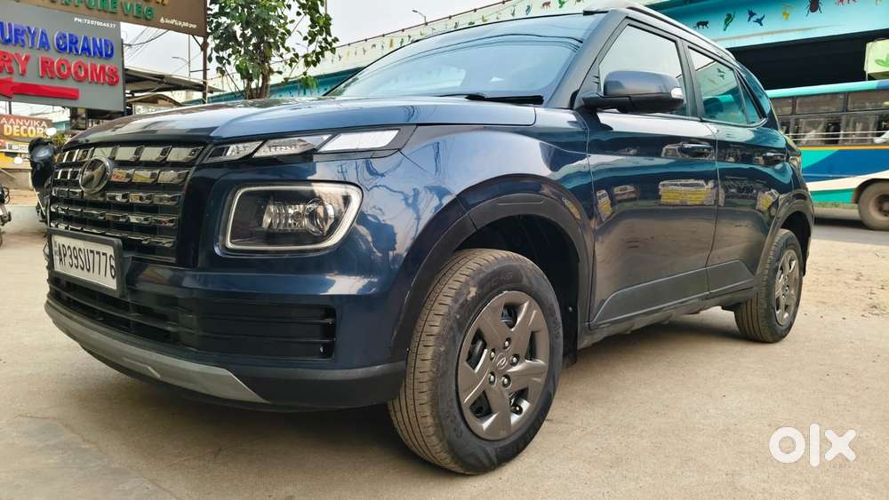 Hyundai Venue S 1.2 Petrol, 2023, Petrol