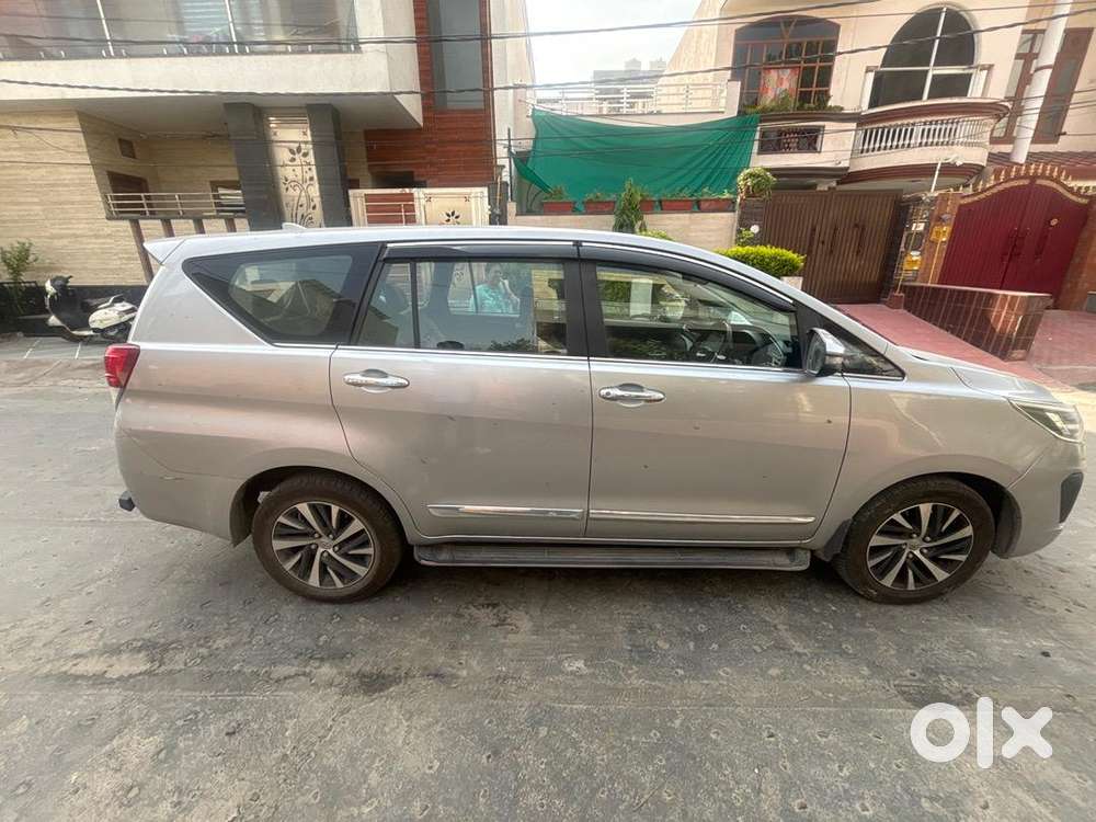 Toyota Innova Crysta 2022 Diesel 65000 Km Driven