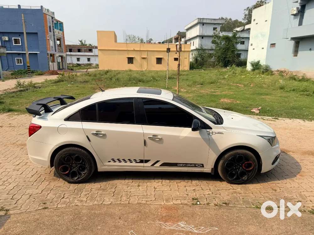 Chevrolet Cruze 2017 Diesel 98000 Km Driven