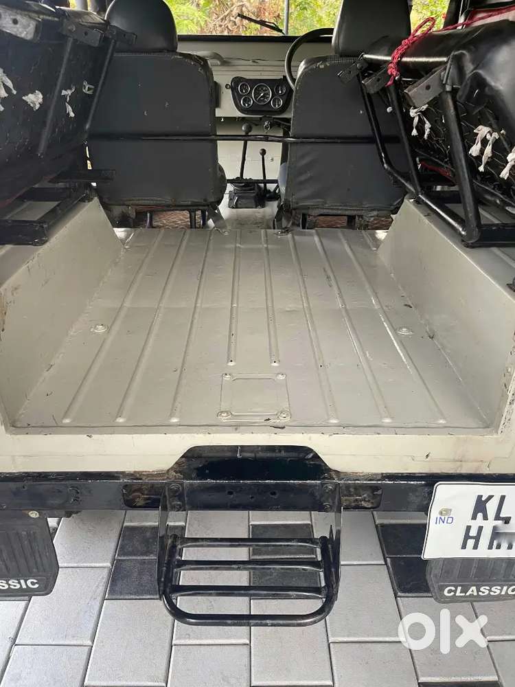 1995 Model Company Four Wheel Drive ( 4x4)