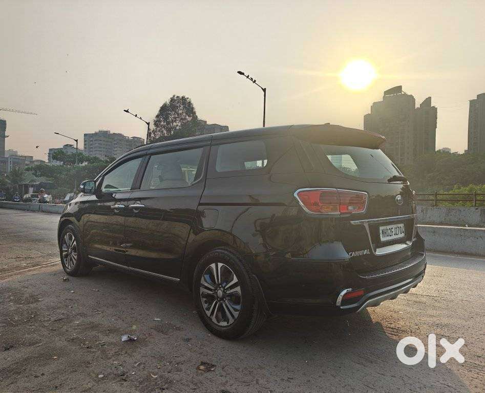 Kia Carnival Premium, 2020, Diesel