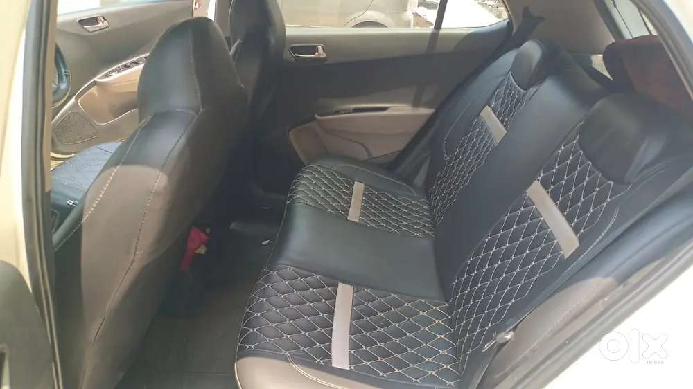 Hyundai Grand I10 2015 Diesel 102000 Km Driven
