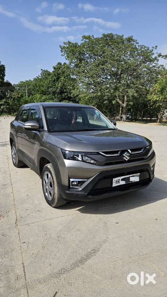 Maruti Suzuki Brezza 1.5 Lxi Smart Hybrid, 2023, Petrol