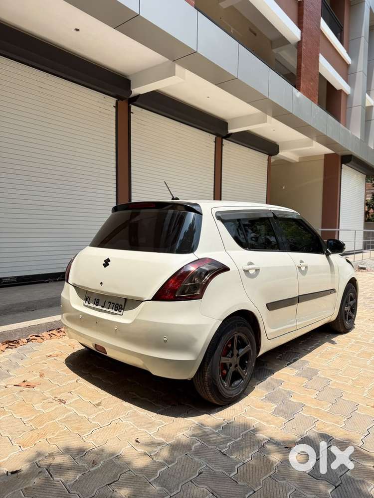 Maruti Suzuki Swift 2012 Ldi