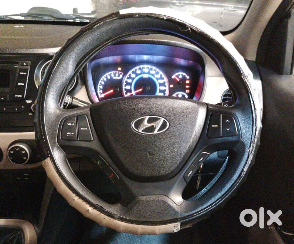Hyundai Grand I10 Sportz 1.2 Kappa Vtvt, 2015, Petrol