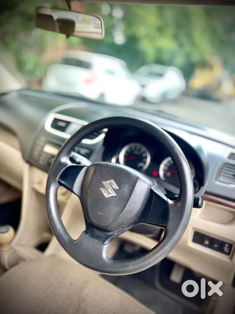Maruti Suzuki Swift Dzire 1.3 Vxi, 2014, Petrol