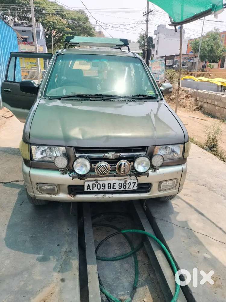 Chevrolet Tavera Neo 2006 Diesel 200000 Km Driven