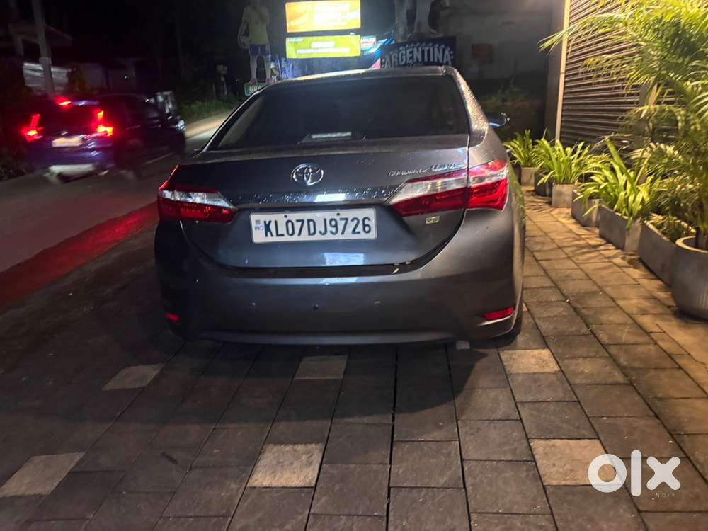 Toyota Corolla Altis 2015